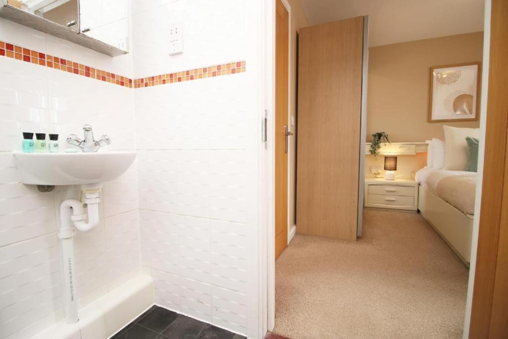 Observatory 2 Bedroom Apartment Overlooking Beach Swansea Exterior foto
