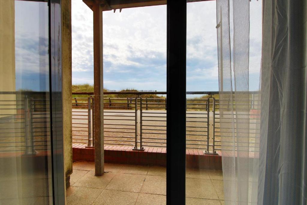 Observatory 2 Bedroom Apartment Overlooking Beach Swansea Exterior foto