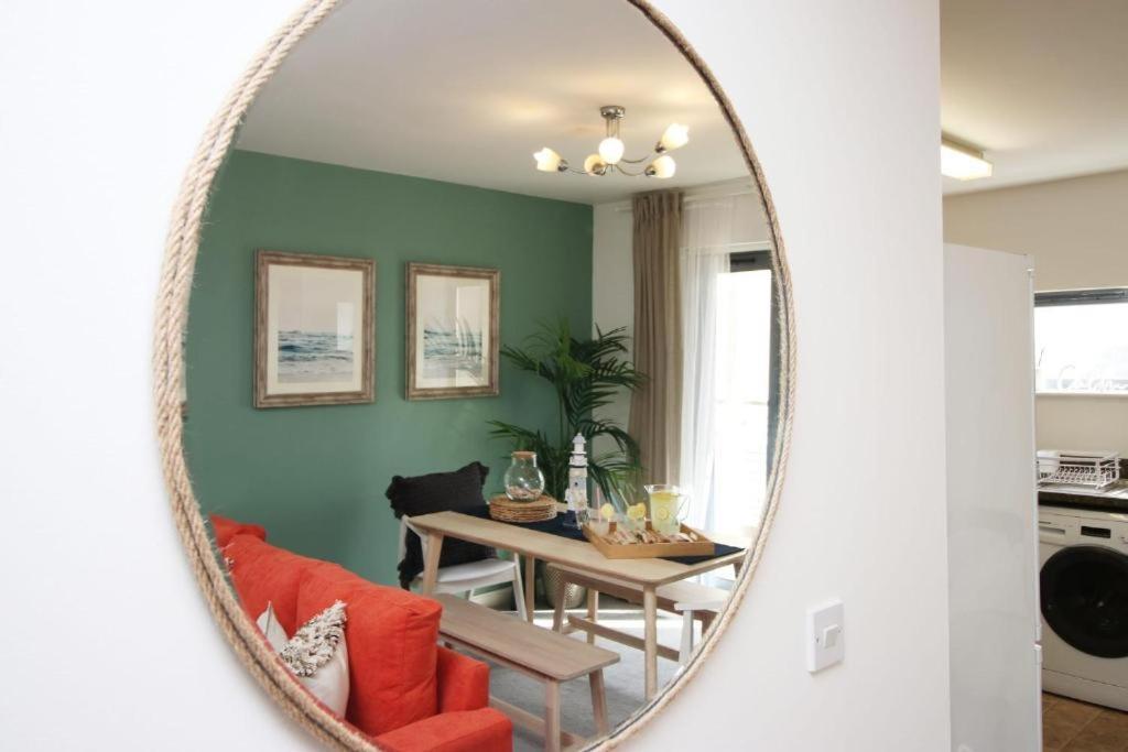 Observatory 2 Bedroom Apartment Overlooking Beach Swansea Exterior foto