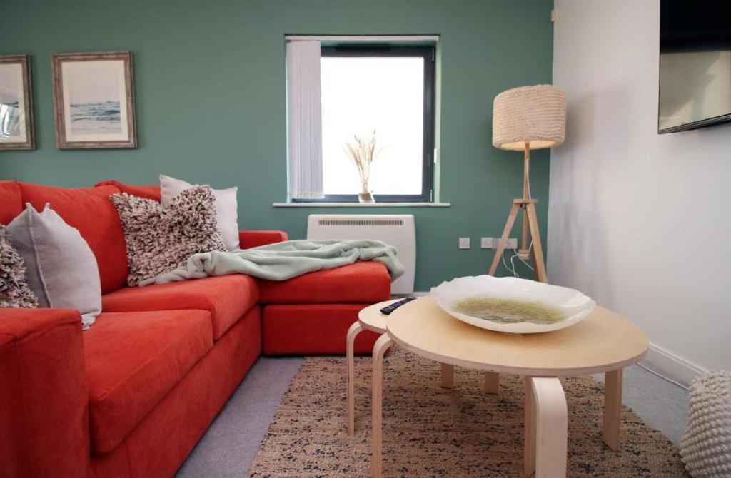 Observatory 2 Bedroom Apartment Overlooking Beach Swansea Exterior foto