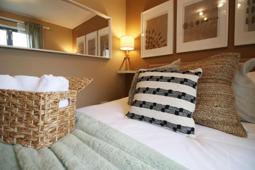 Observatory 2 Bedroom Apartment Overlooking Beach Swansea Exterior foto